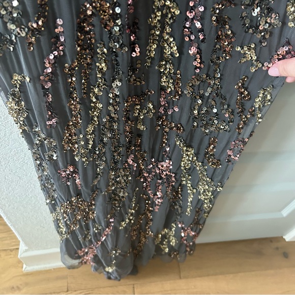 NWT Mac Duggal Cape Sleeve Embellished Gown 5439 - Picture 5 of 9